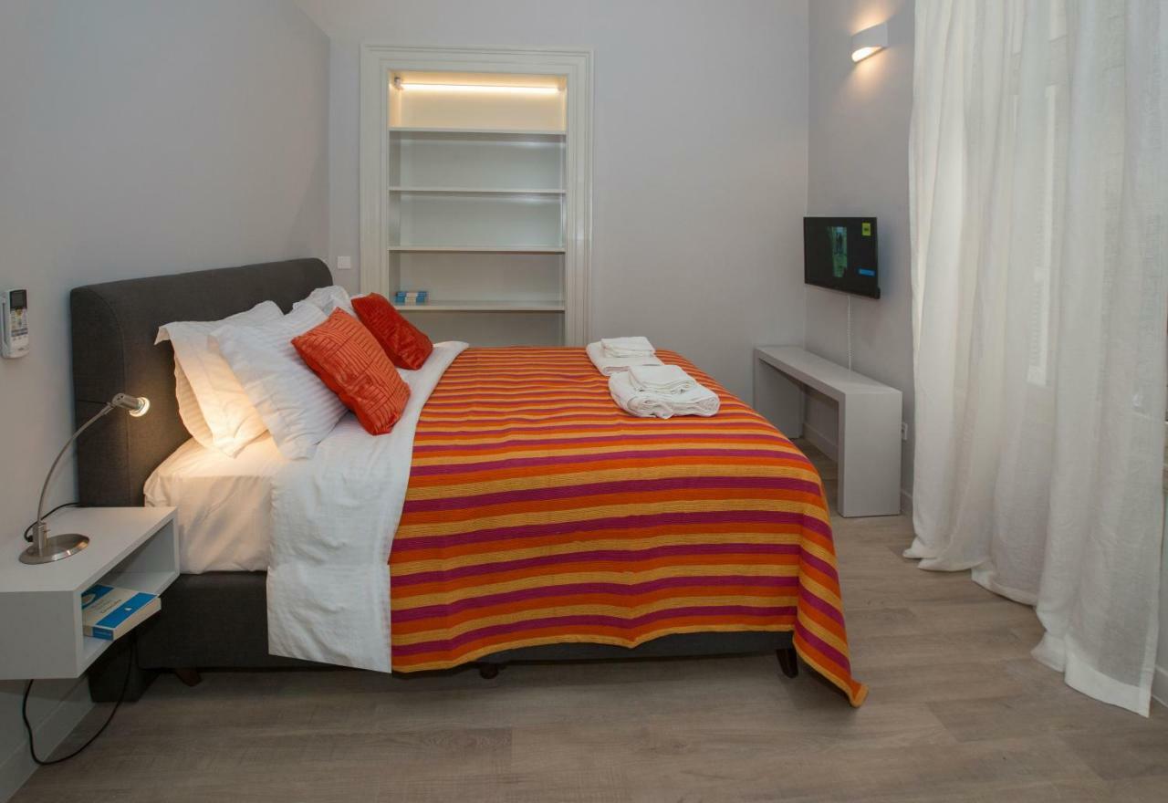 Sophisticated Apartment In Syntagma By Ghh Athens Ngoại thất bức ảnh