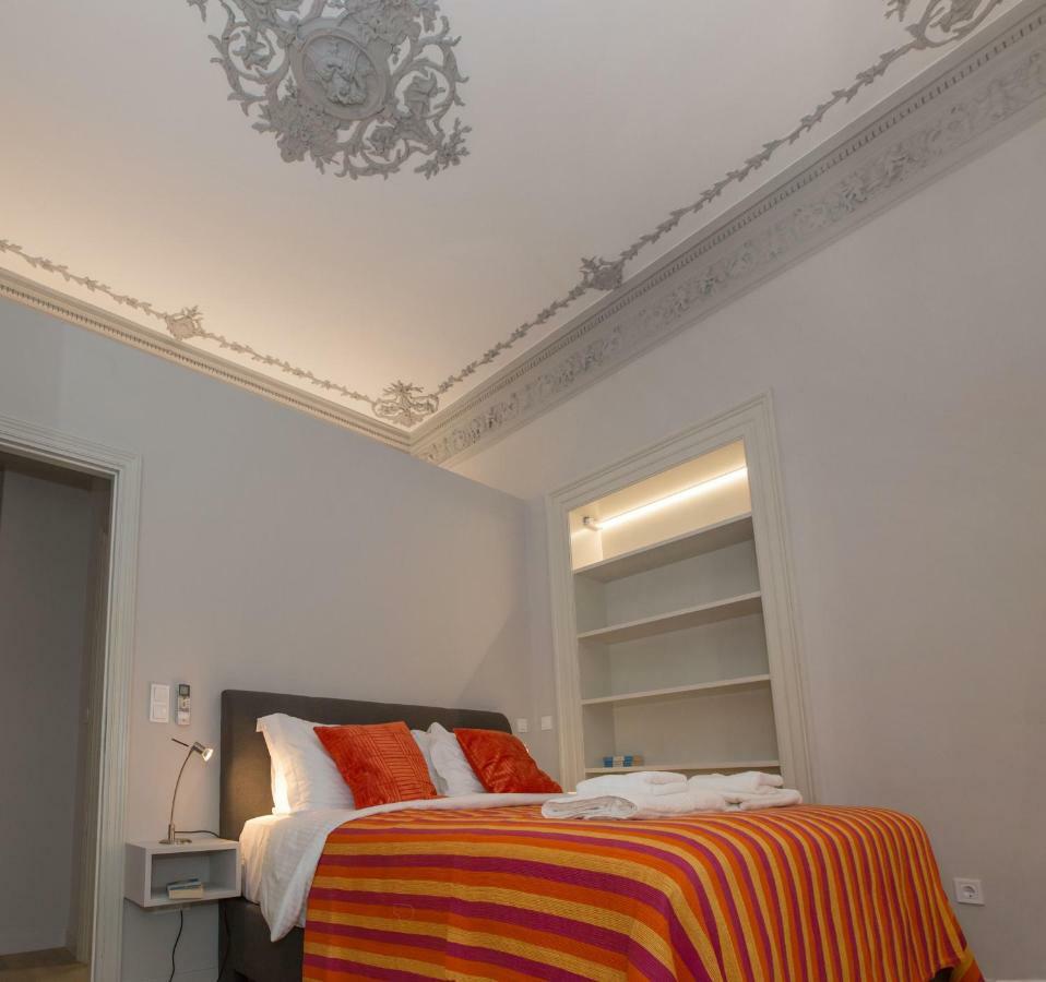 Sophisticated Apartment In Syntagma By Ghh Athens Ngoại thất bức ảnh
