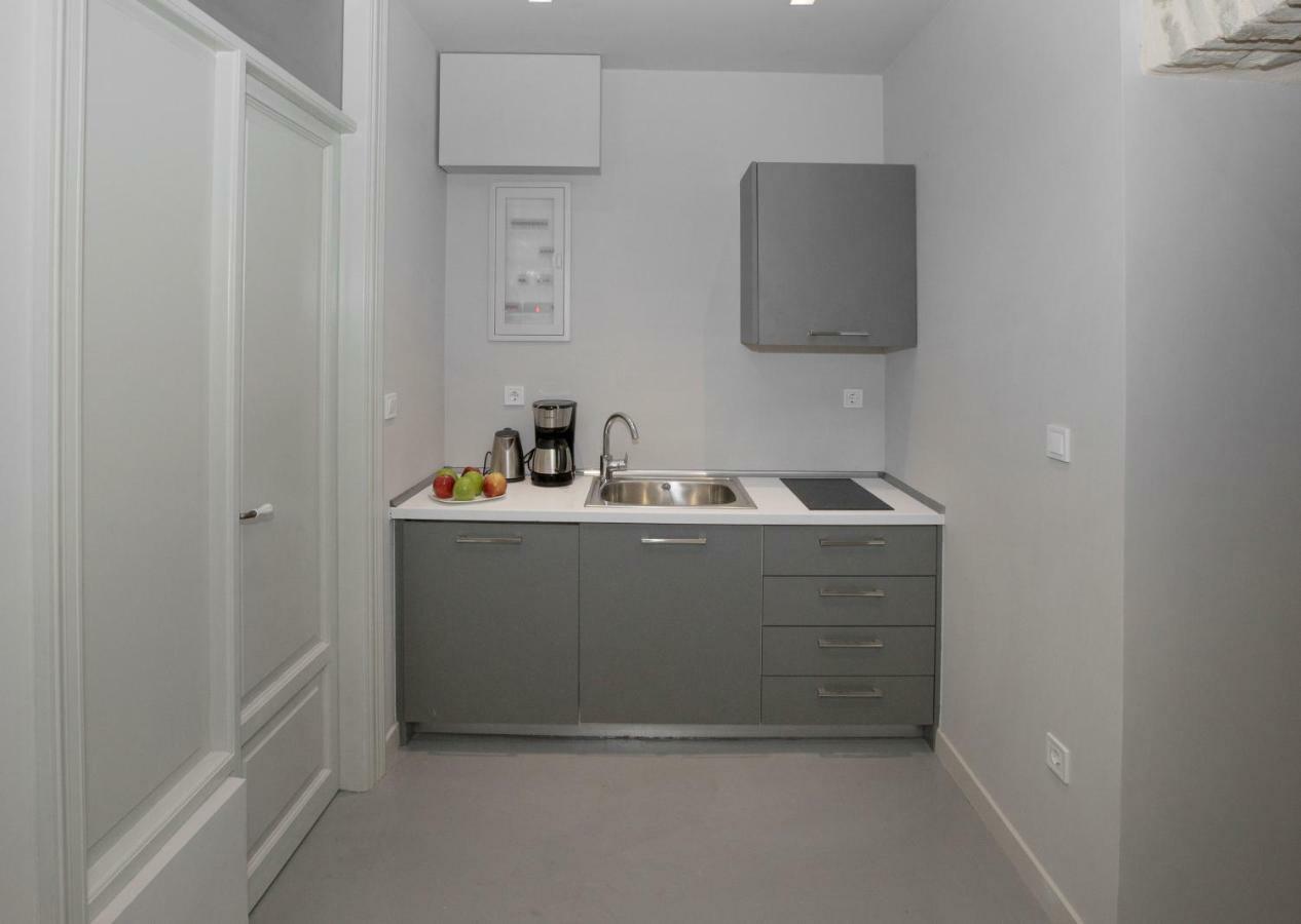 Sophisticated Apartment In Syntagma By Ghh Athens Ngoại thất bức ảnh